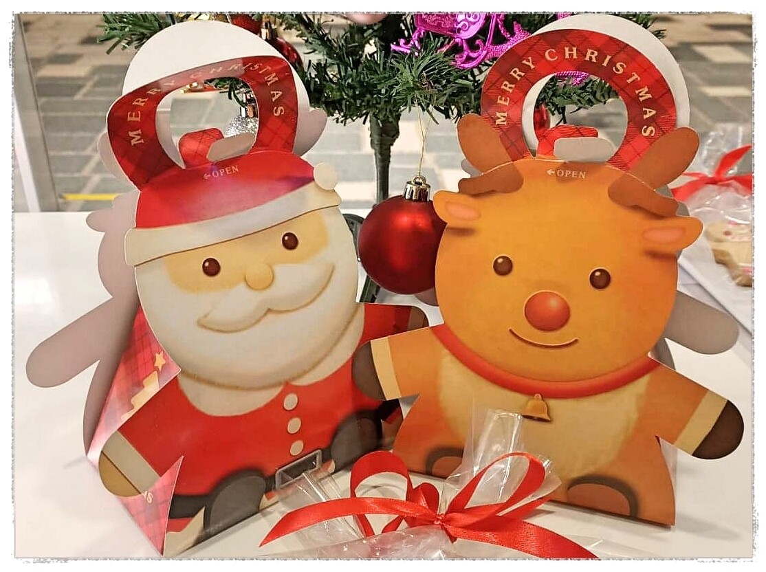 Christmas Gift Box Santa 1 Christmas Gift Box Santa 1
