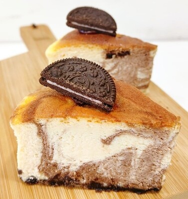 Hokkaido Creamcheese Choco-Souffle-Slice 北海道クリームチーズ チョコスフレ