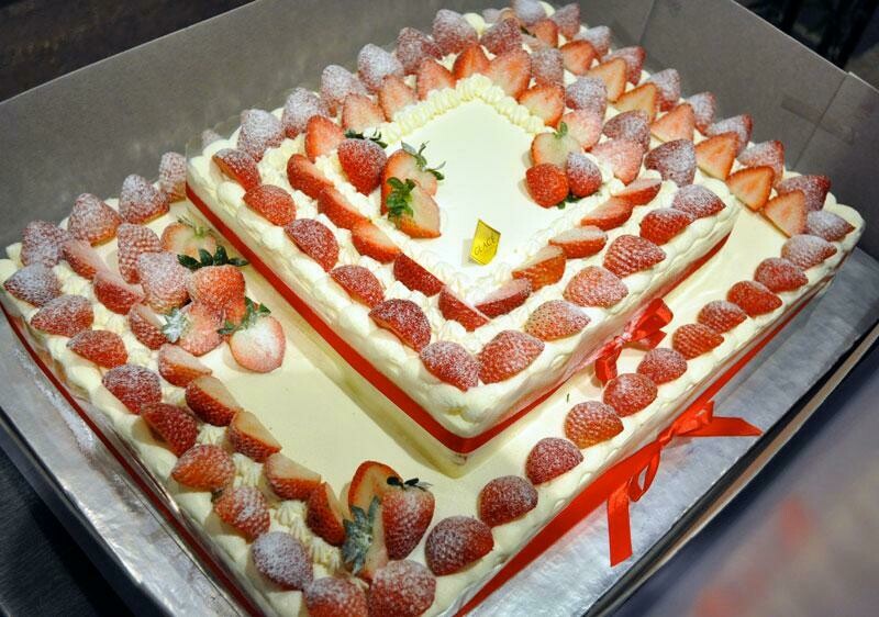2-Tier Deluxe