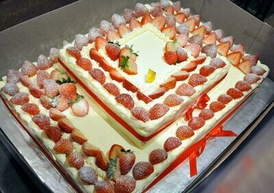 2-Tier Deluxe