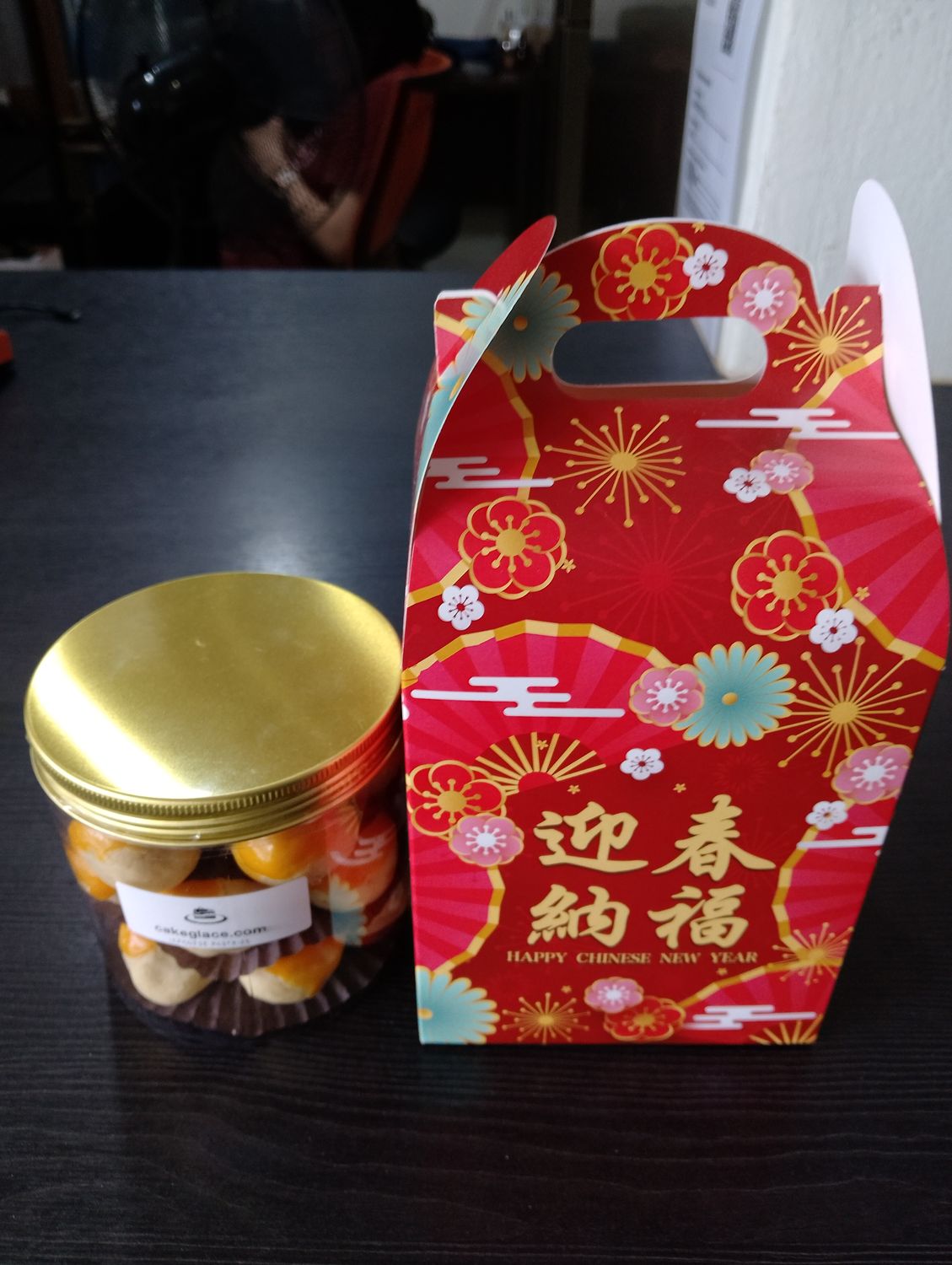 Yuzu Pineapple Tarts in Cat Box