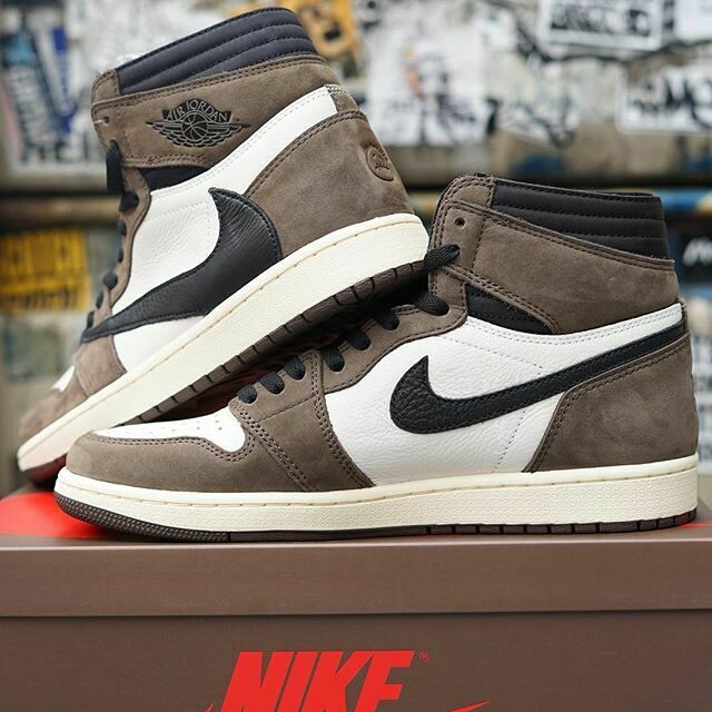 Travis Scott Jordan 1’s
