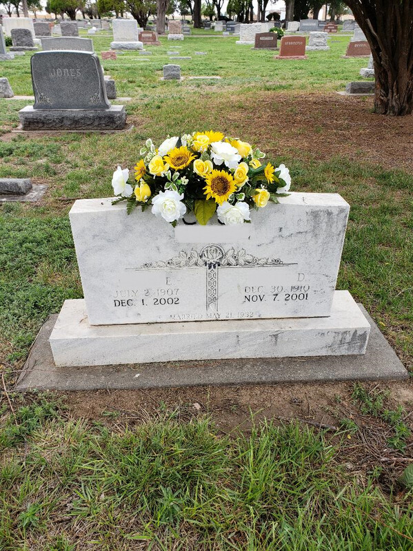 Standard Cemetery Saddle with permanent flowers *PICTURE FOR STYLE ONLY*  colors and flowers WILL VARY*** ITEM  #WFEBT-5909