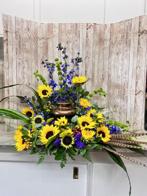 Sunflower Garden cremation tribute *Urn Not Included* -Item #WFEBT-5211