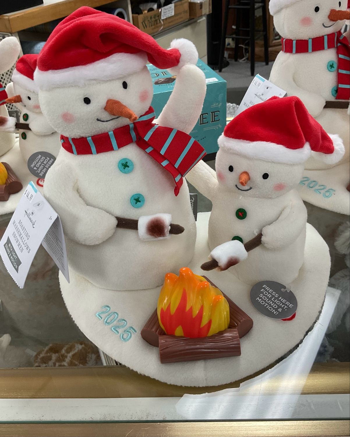 Hallmark Roasting Marshmallows Snowmen -Lights, Sound, & Motion