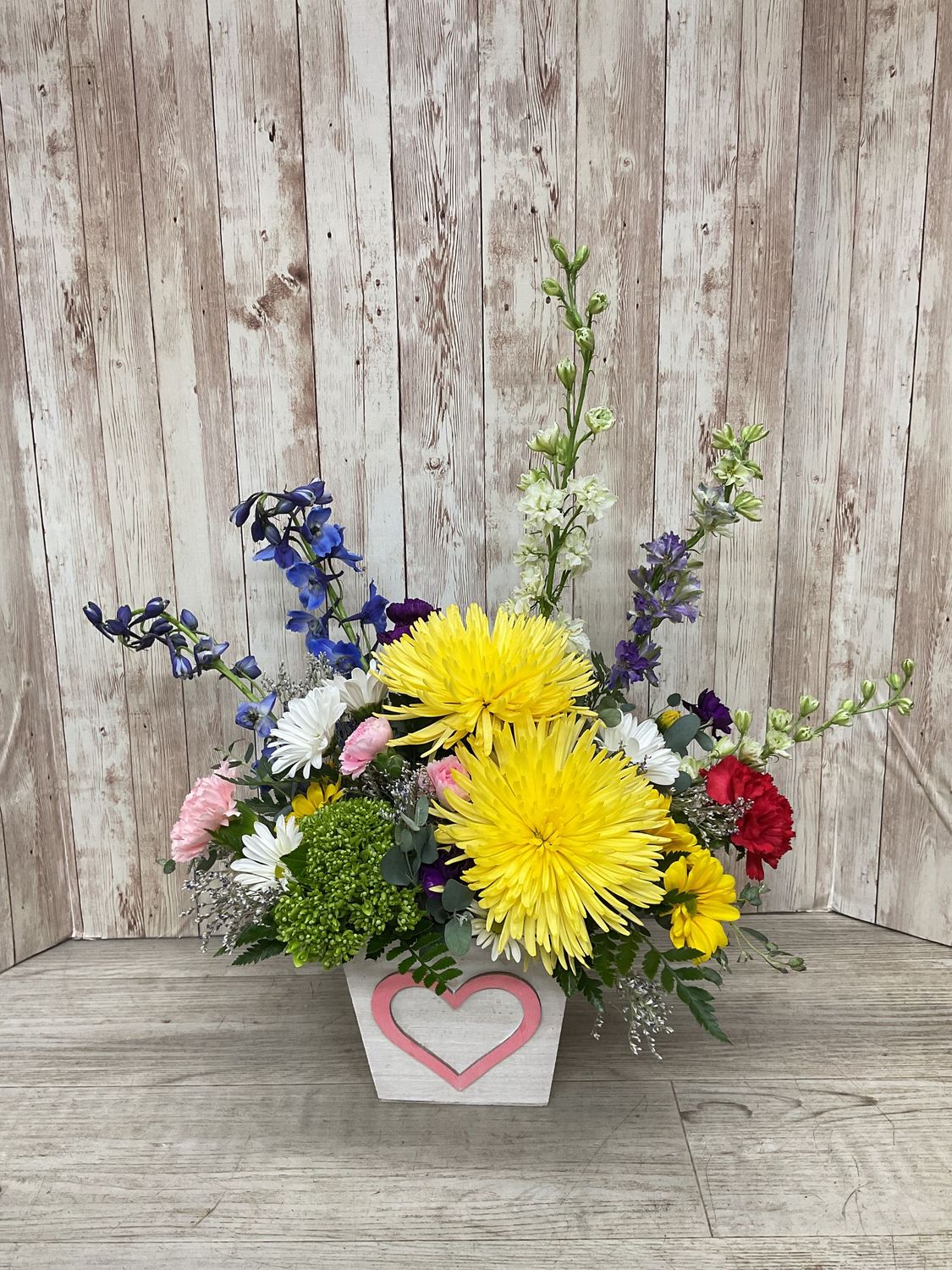 "Heart's Delight" Wood box with Heart WFEBT #8