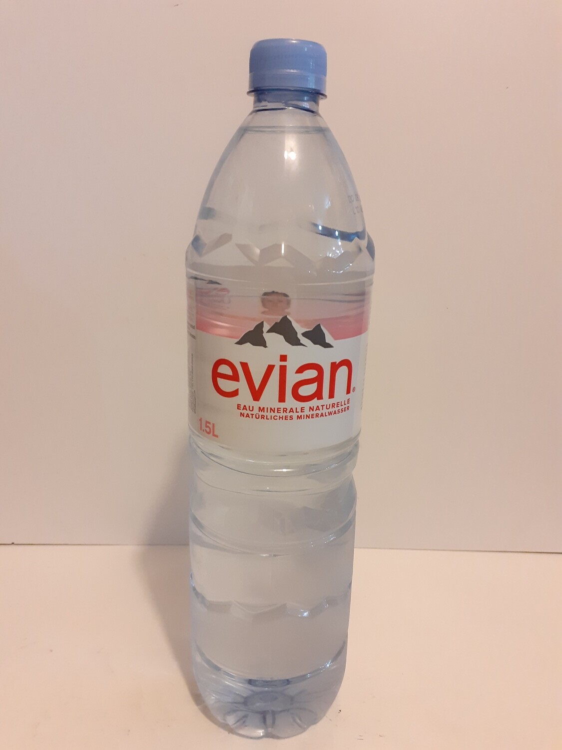Eau minerale naturelle EVIAN 1.5L