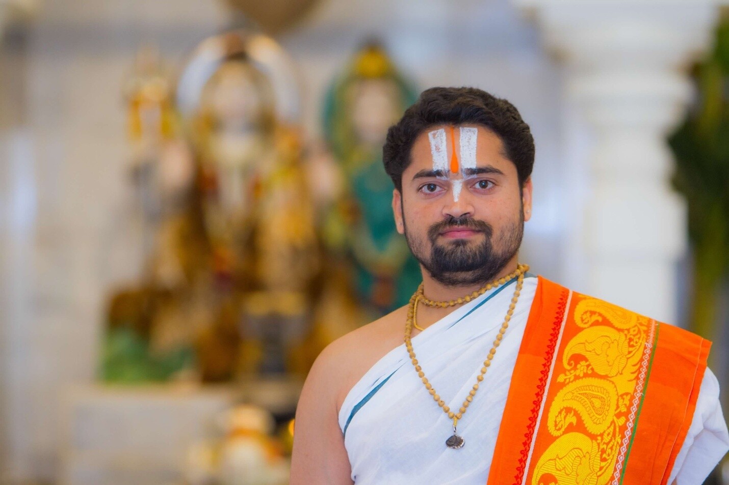 Iyer, Priest and Pandits
