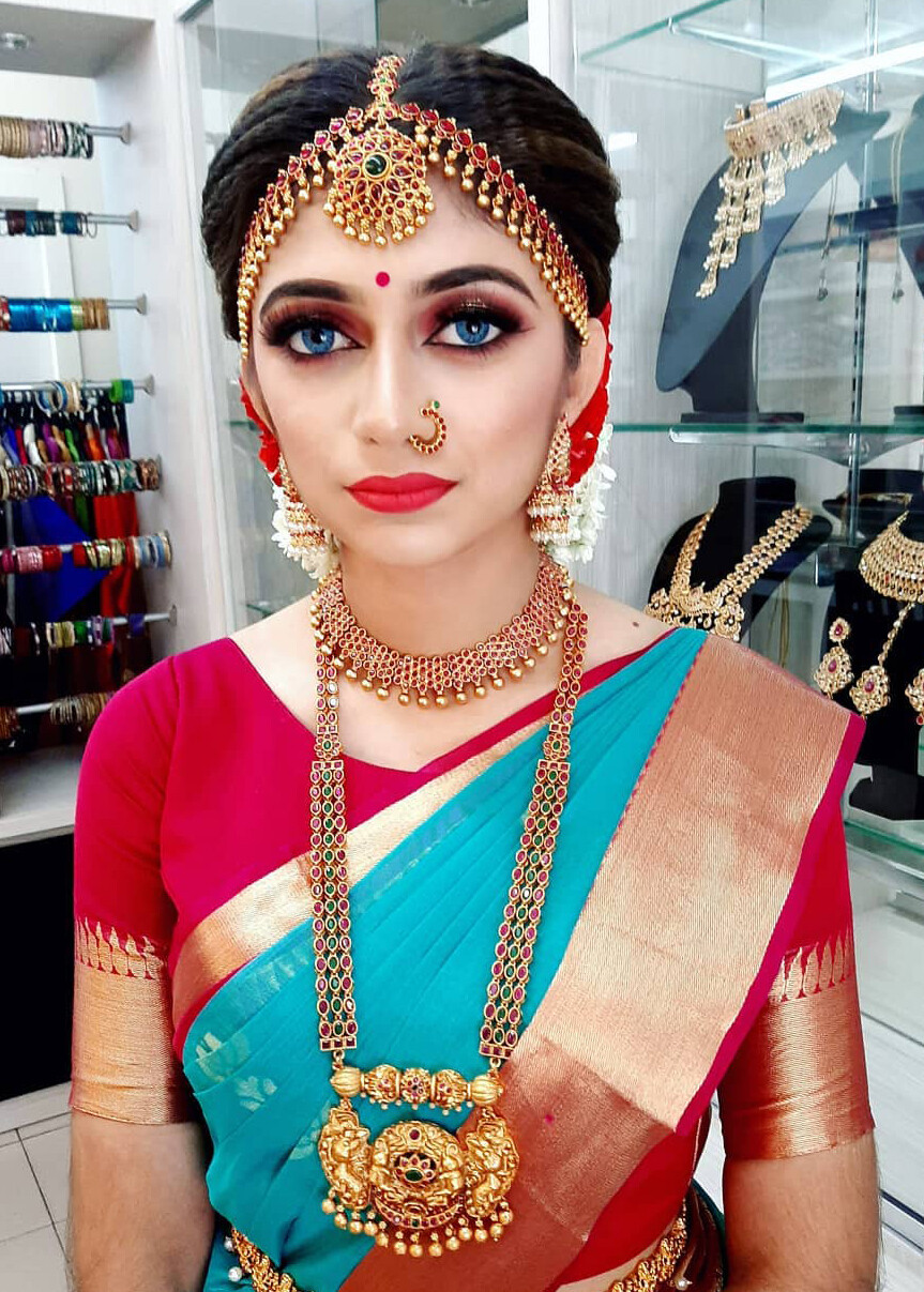 YANIISHA FASHION &amp; BEAUTY BRIDAL (Ulu Tiram)