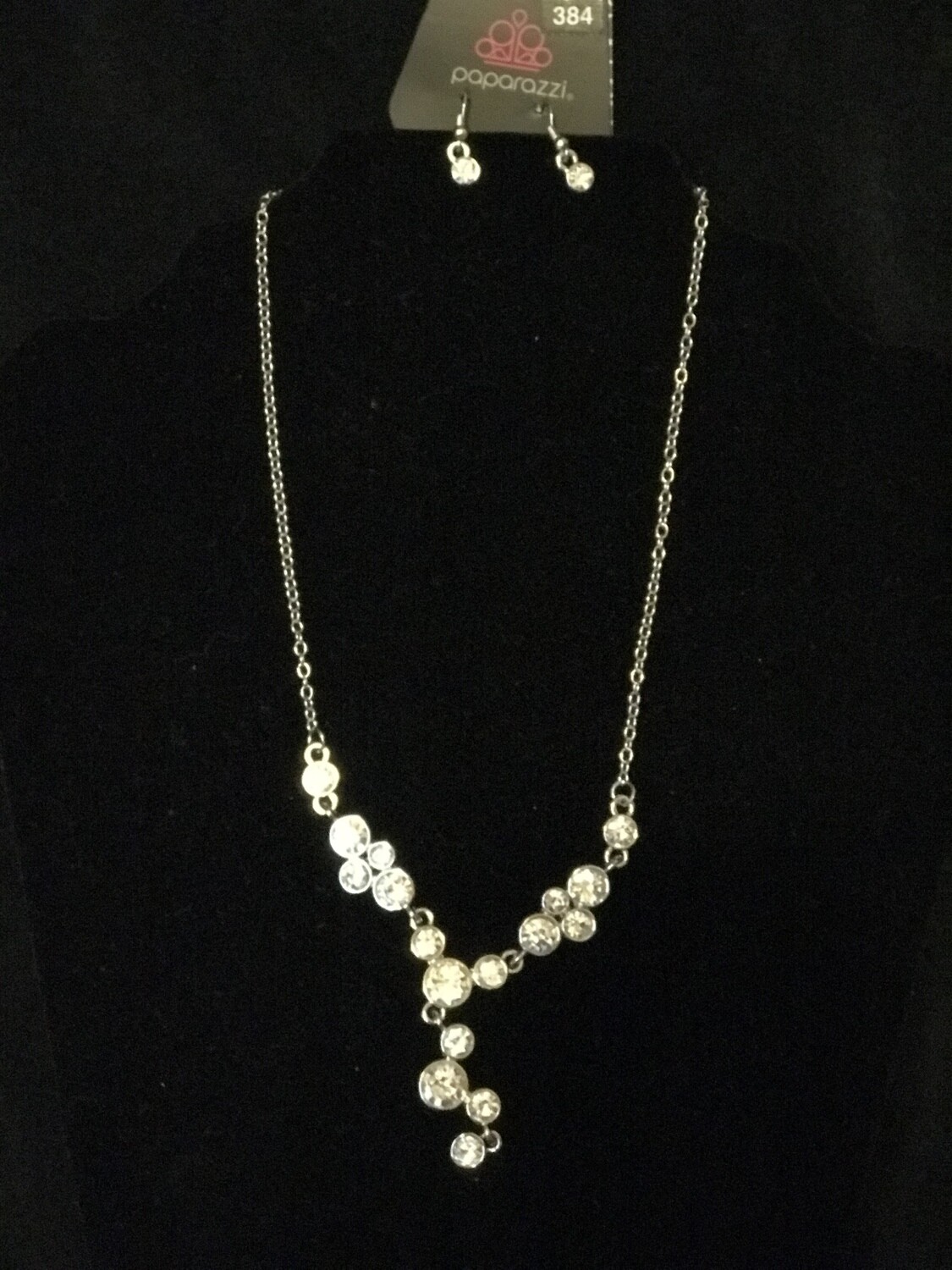 Silver diamonds necklace
