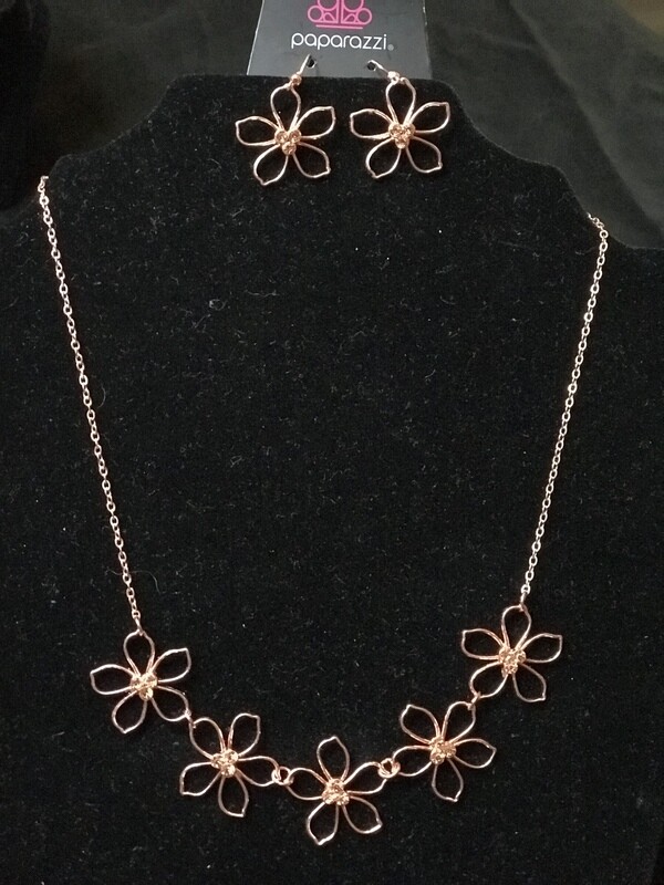 Rose gold flower necklace
