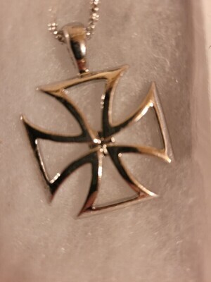 The Iron Cross Cutout Pendant Necklace CJ
