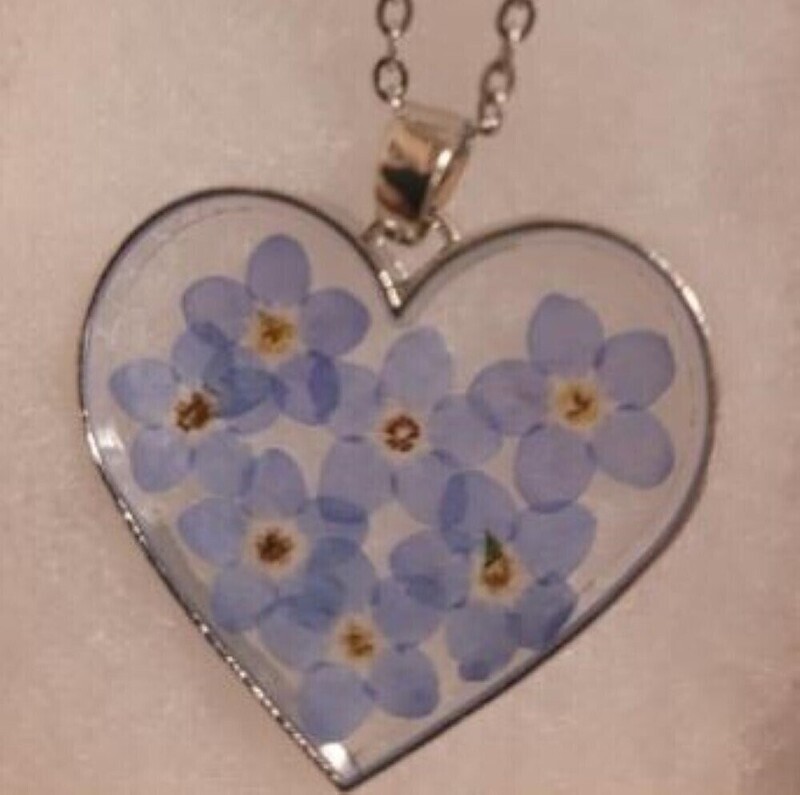 Heart Shaped  Dried Flower Pendant Fashion Necklace w/Giftbox CJ