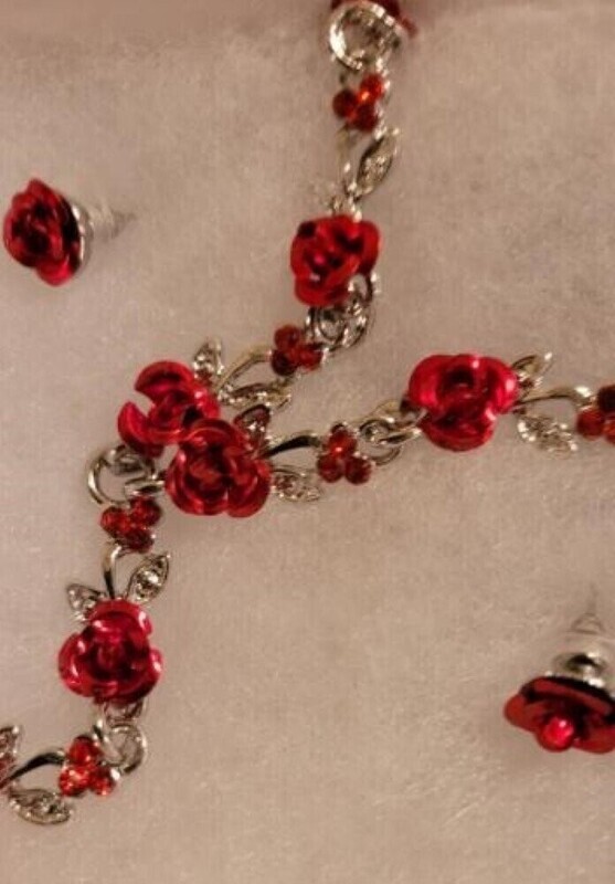Rose Necklace and Ear Rings Fashion Jewelry Set w/Gift Box CJ