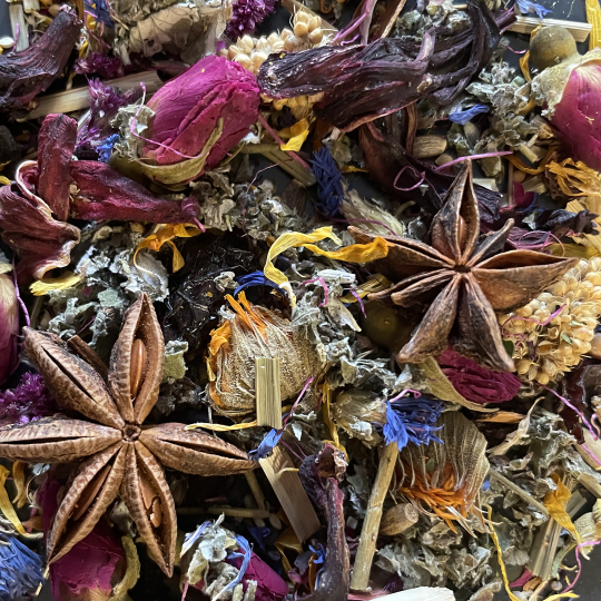 2.5 oz NEW! Blossom Dried Edible Flower Blend (15 ingredients including a variety of edible flowers, spices, milk thistle, and microgreens) Great to add to Dry Mixes, Fresh Mash / Chop and Foraging!