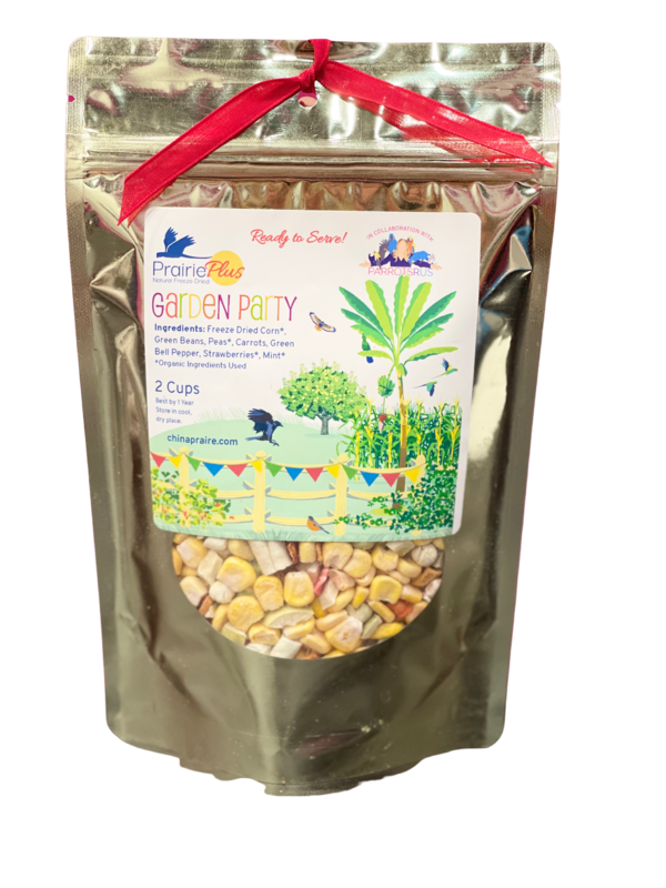 Garden Party! (Suitable for Large or Small Birds) 2 Cups Ingredients: Freeze Dried (FD) *Sweet Corn, (FD) Green Beans, (FD) *Green Peas, (FD) Carrots, (FD) Green Bell Pepper, (FD) *Strawberries, and (