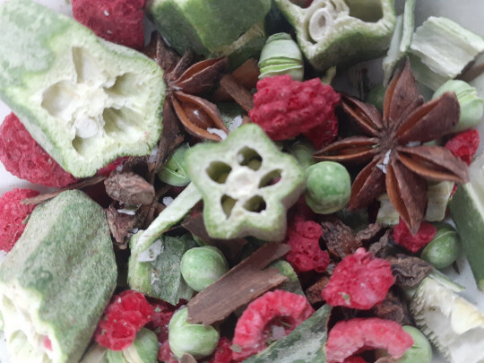 Christmas Carol Crunch - Limited Edition! by China Prairie