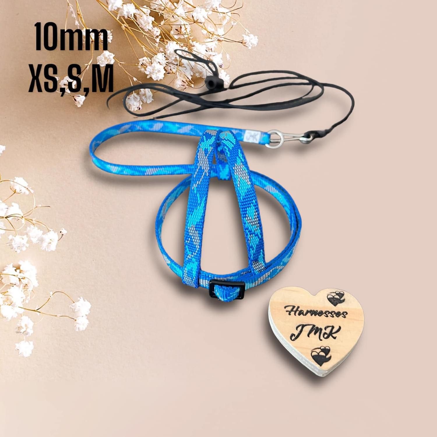 JMK Harness and Leash - NEW! Gorgeous Blue Print, Size Medium: 425-600 grams: Eclectus, Med. Macaws (Severee, Red Fronted), Lg Amazons (Double Yellow, Yellow Nape), Umbrella, Congo Grey