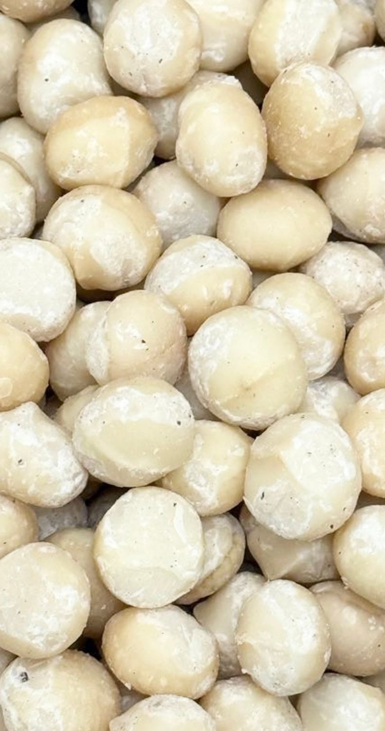 1 Lb Shelled Whole Raw Macadamia Nuts from Argires Snacks