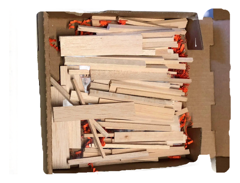 Balsa Pizza Box with Balsa Sticks by PDS Parrot Toys