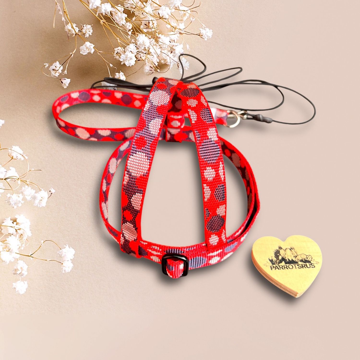 JMK Harness and Leash - Red &amp; Grey Bubble Print, Size Extra Large: 1100+ grams: Lg Macaws, Triton, Sm. Moluccan, Black Palm, etc