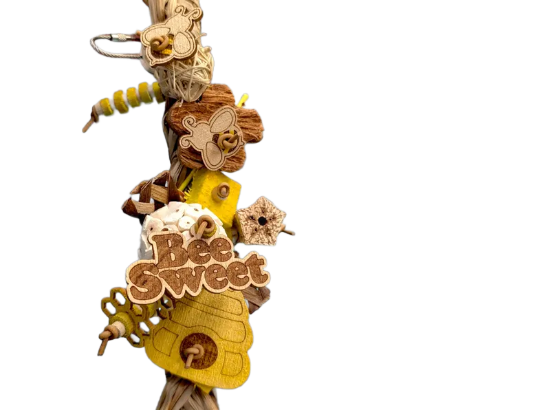 Bee Sweet Seagrass Shredder by Peter Piper Parrots - Limited Edition