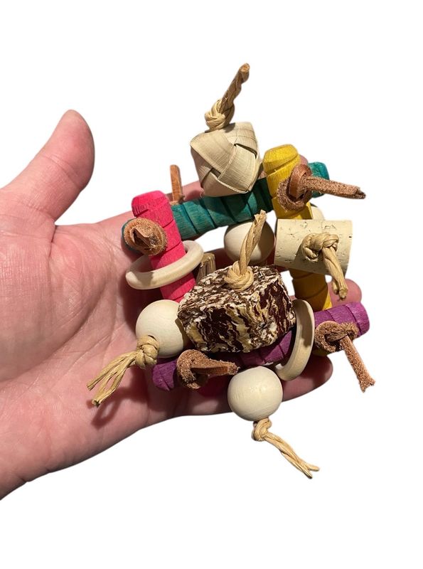 Busy Boy Footer for Medium and some Large Birds by Feathered Addictions