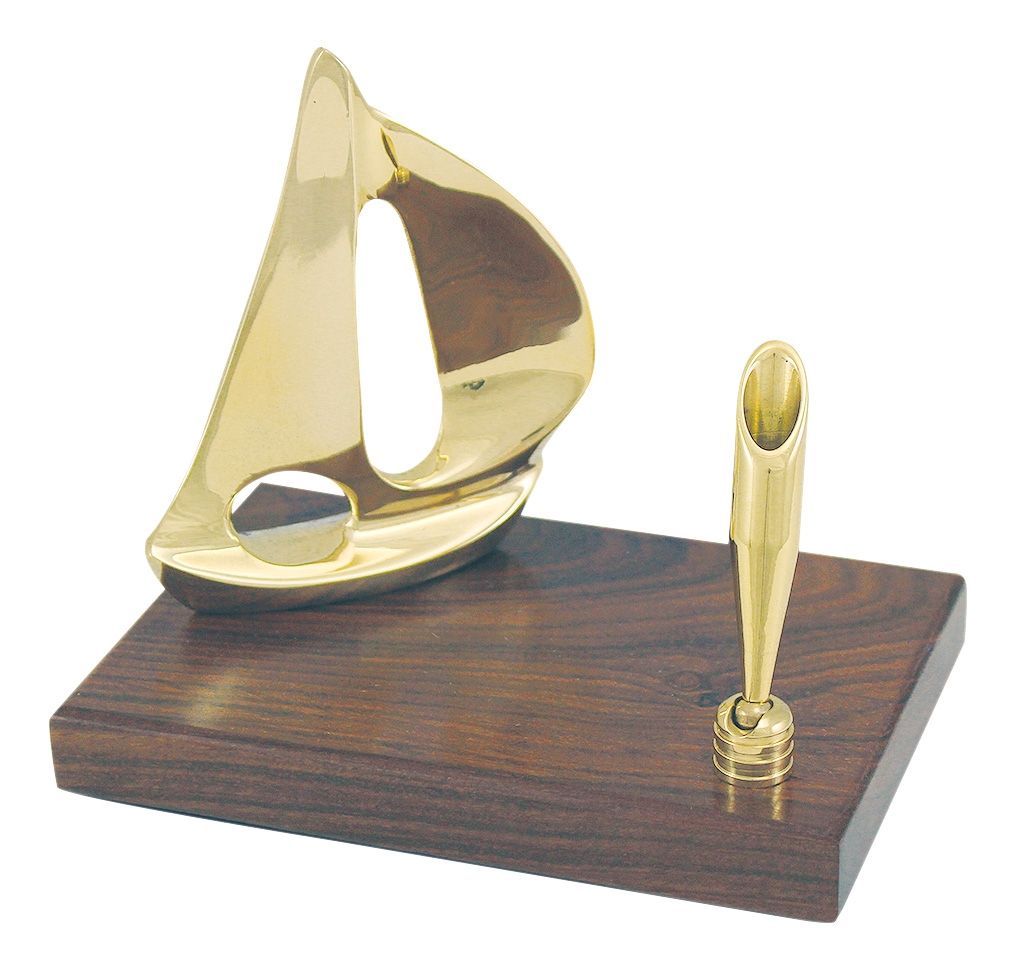 Stiftehalter & Boot Messing auf Holzsockel
