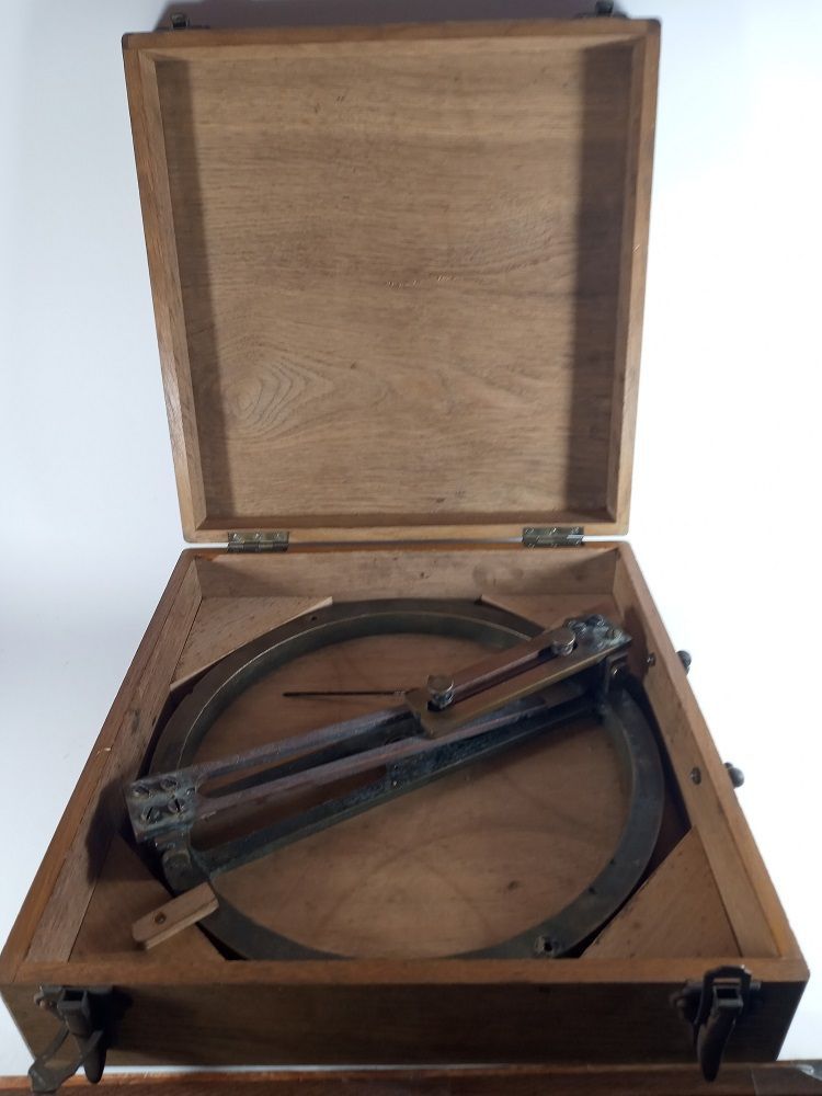 Peilaufsatz Messing in Transportbox