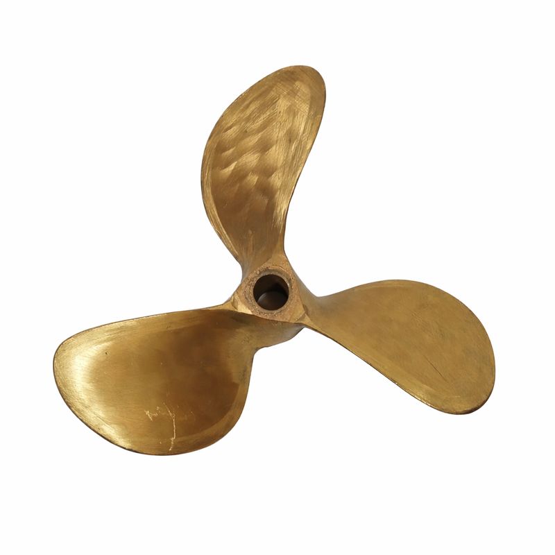 Kleine Schiffschraube Messing poliert