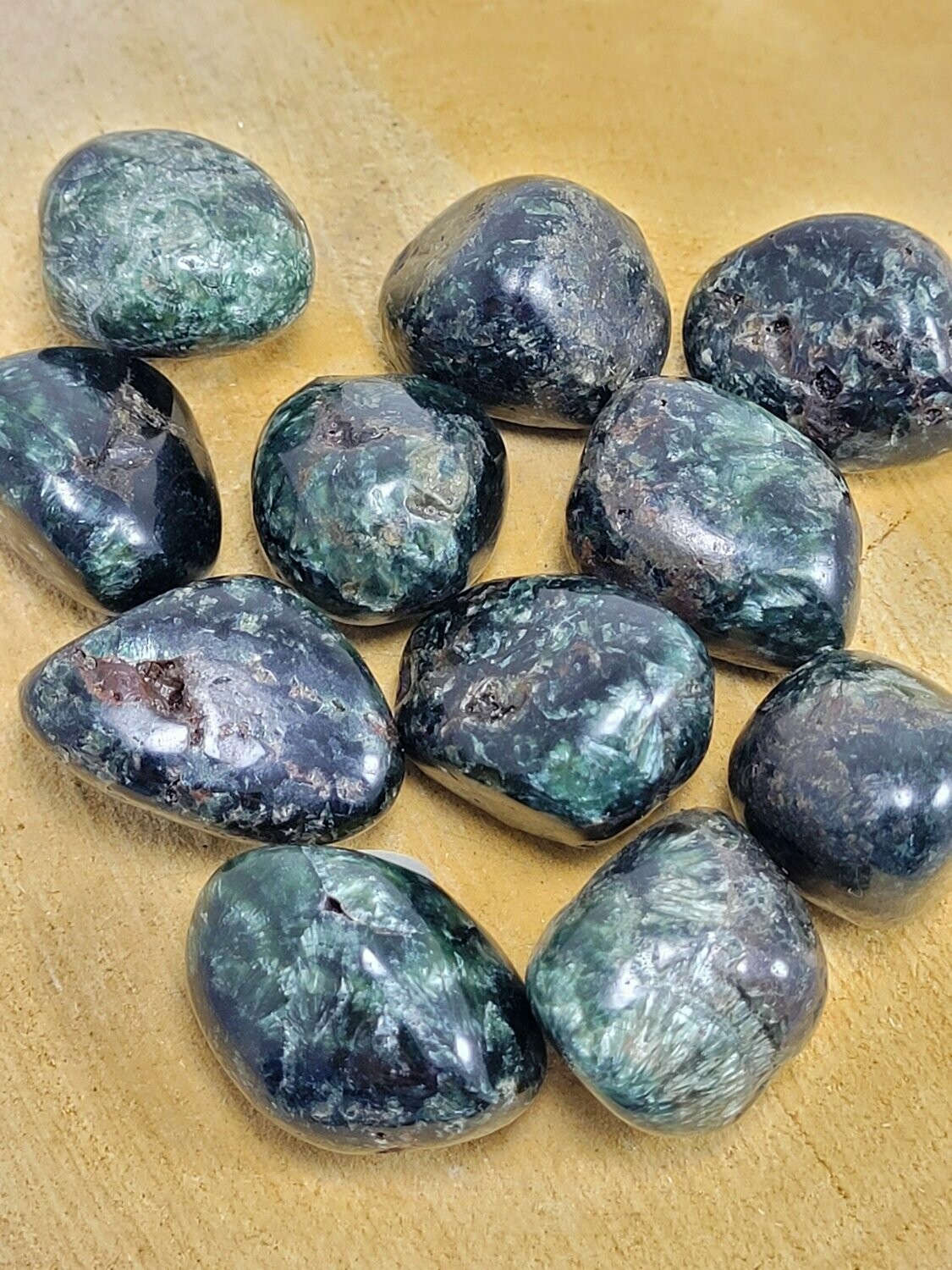 Seraphinite