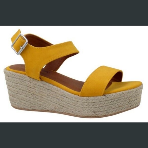 PLEANNE - YELLOW