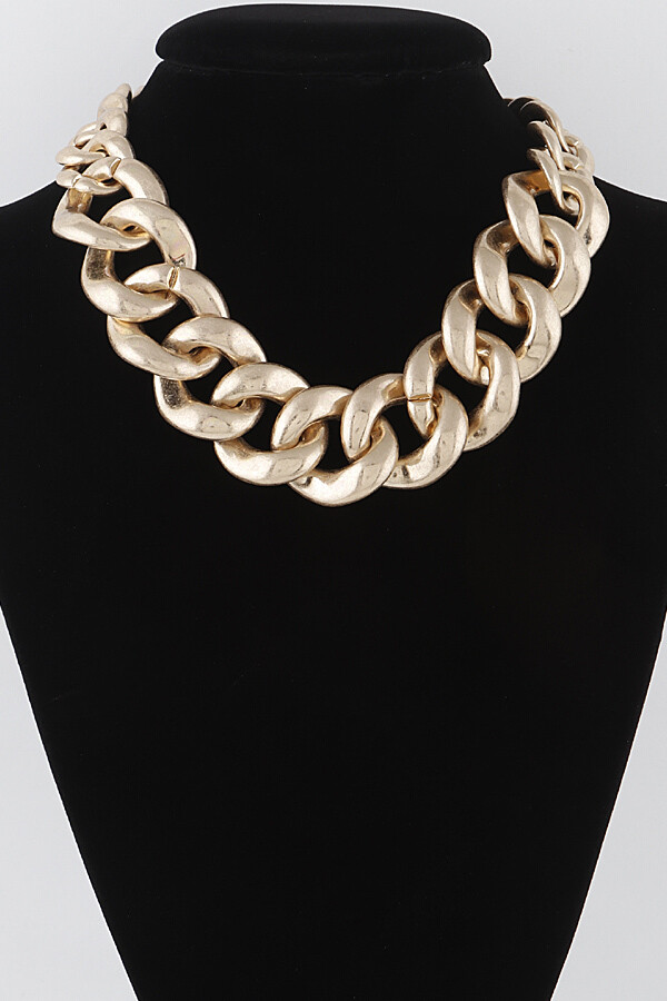 BULKY CHAIN NECKLACE
