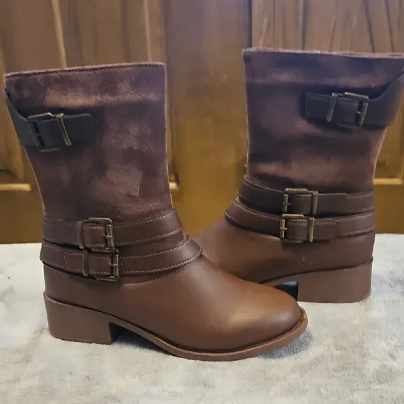 BROWN BUCKLE BOOTS
