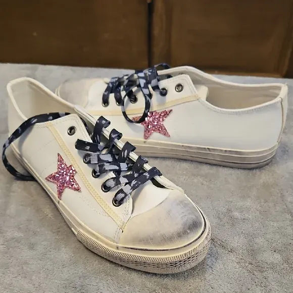 STAR SNEAKERS