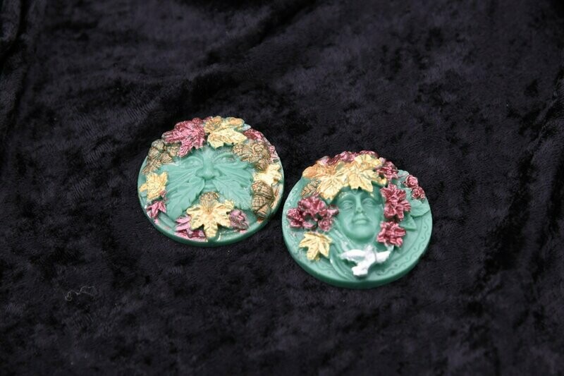 Green Man & Woman Hand Painted Wax Melts - 2 oz