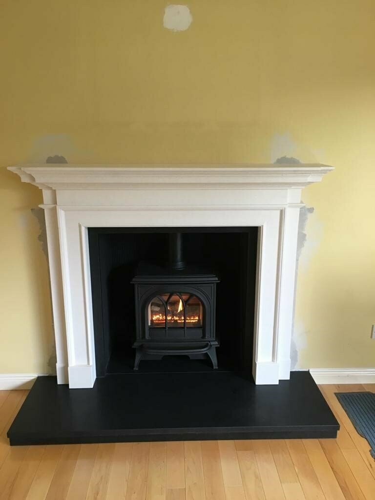Navona Fireplace & Huntingdon 30 Gas stove