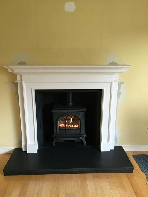 Navona Fireplace & Huntingdon 30 Gas stove