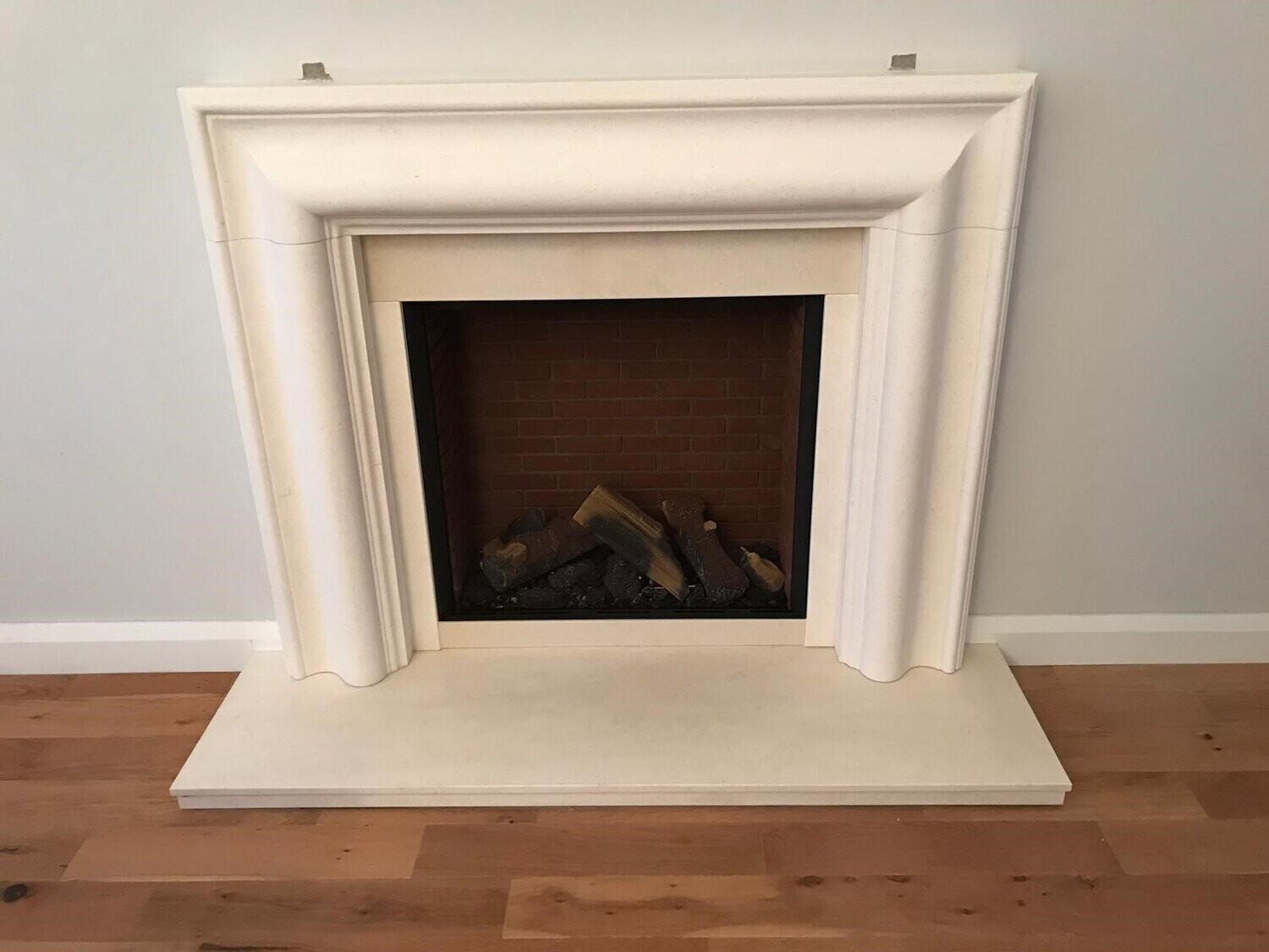 Bolection Fireplace with Reflex 75T