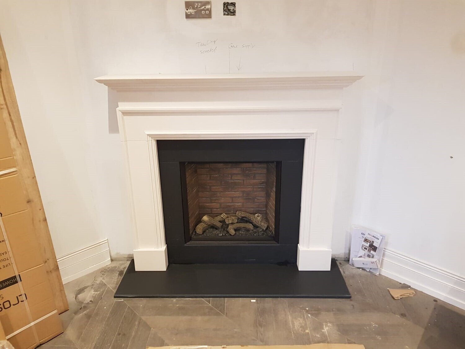 Chelsea Fireplace with Riva 2 600