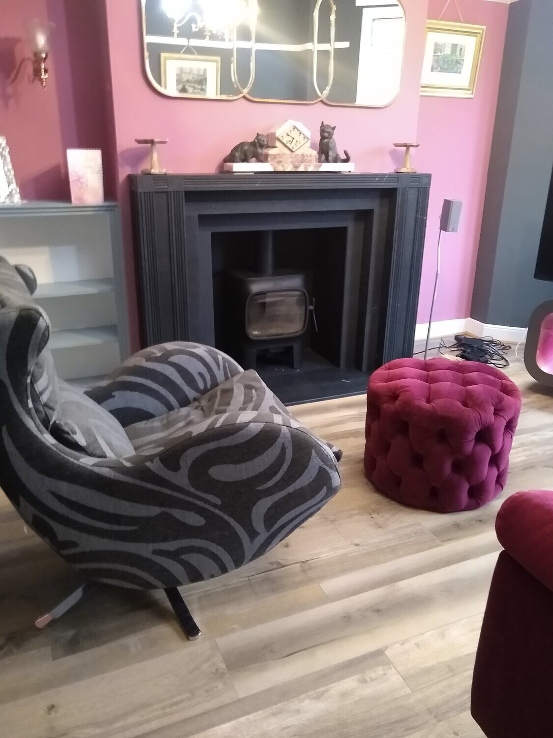 Soane Fireplace with Honed Slate & Jotul F105