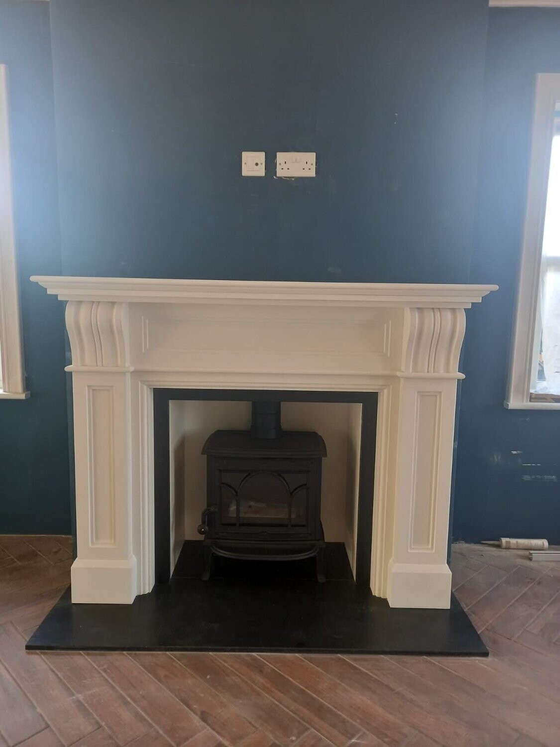 Richmond Surround with Durham Corbals with Jotul F100