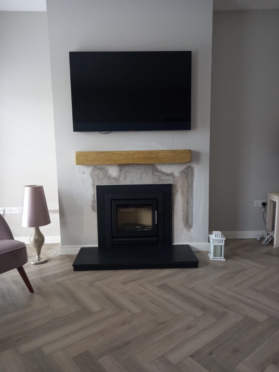 Riva 50 Inset with Beam