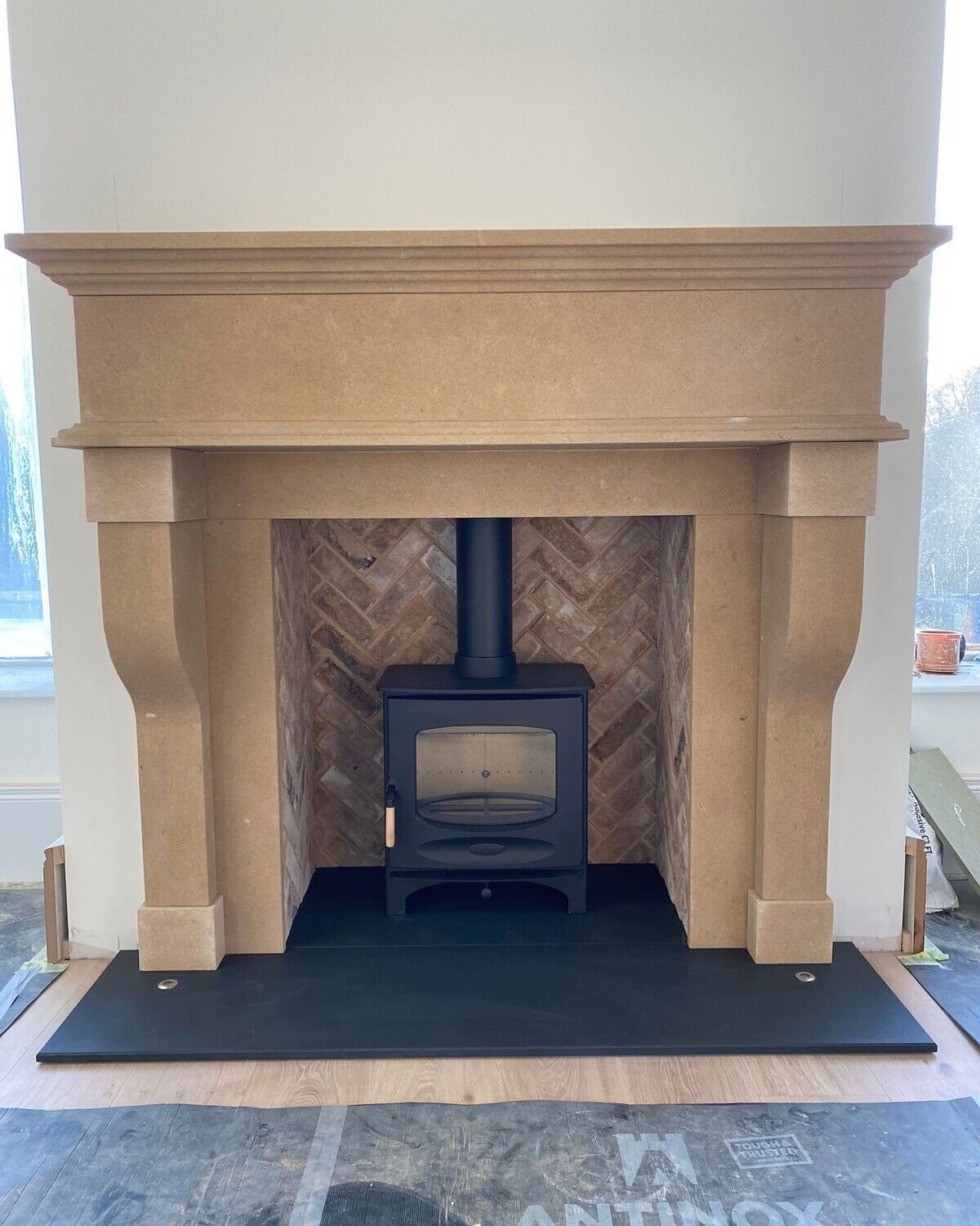 Altered version of the Hampton Bathstone with Charnwood C5