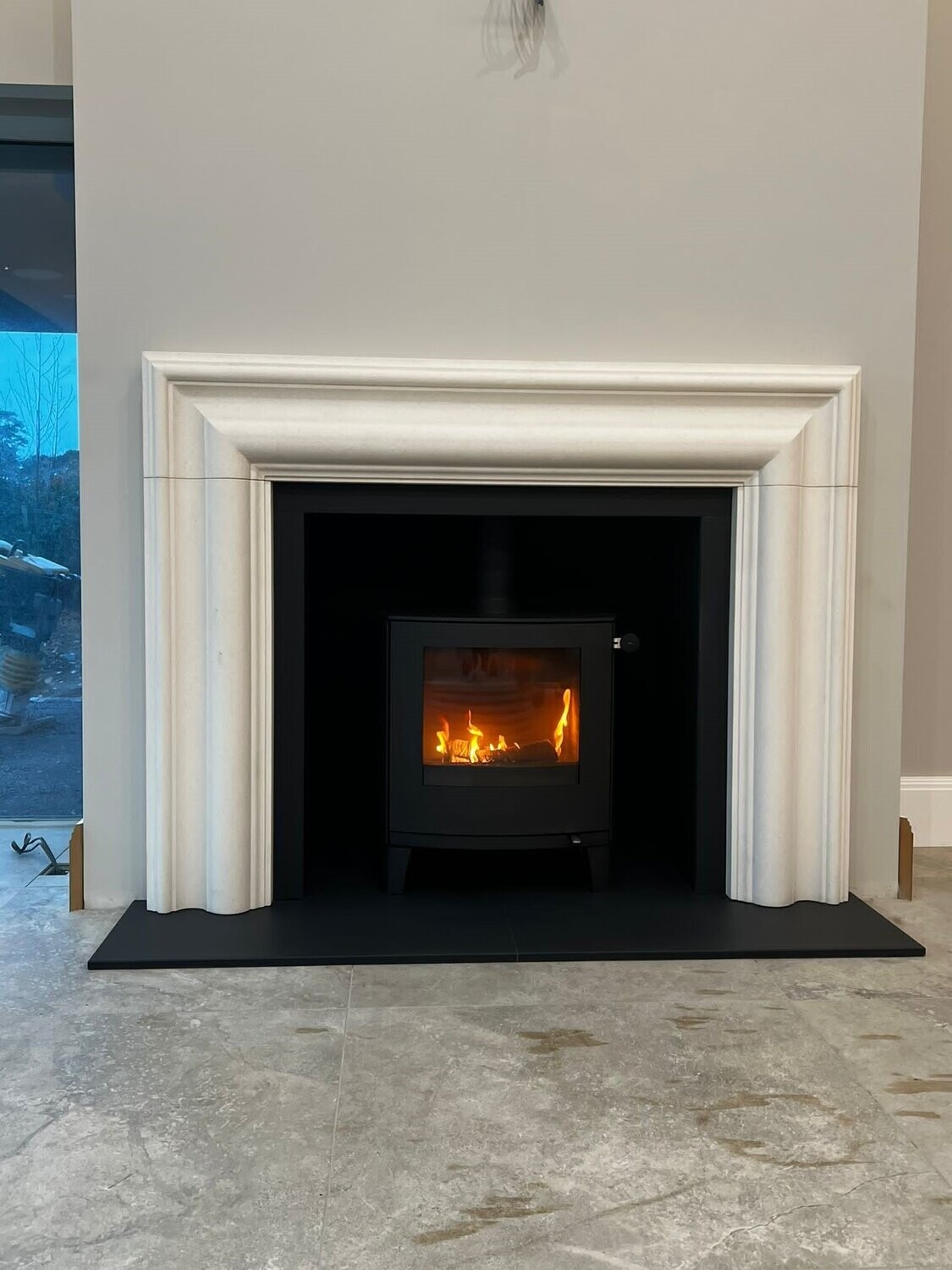 Bolection Fireplace & Rais Q Tee C
