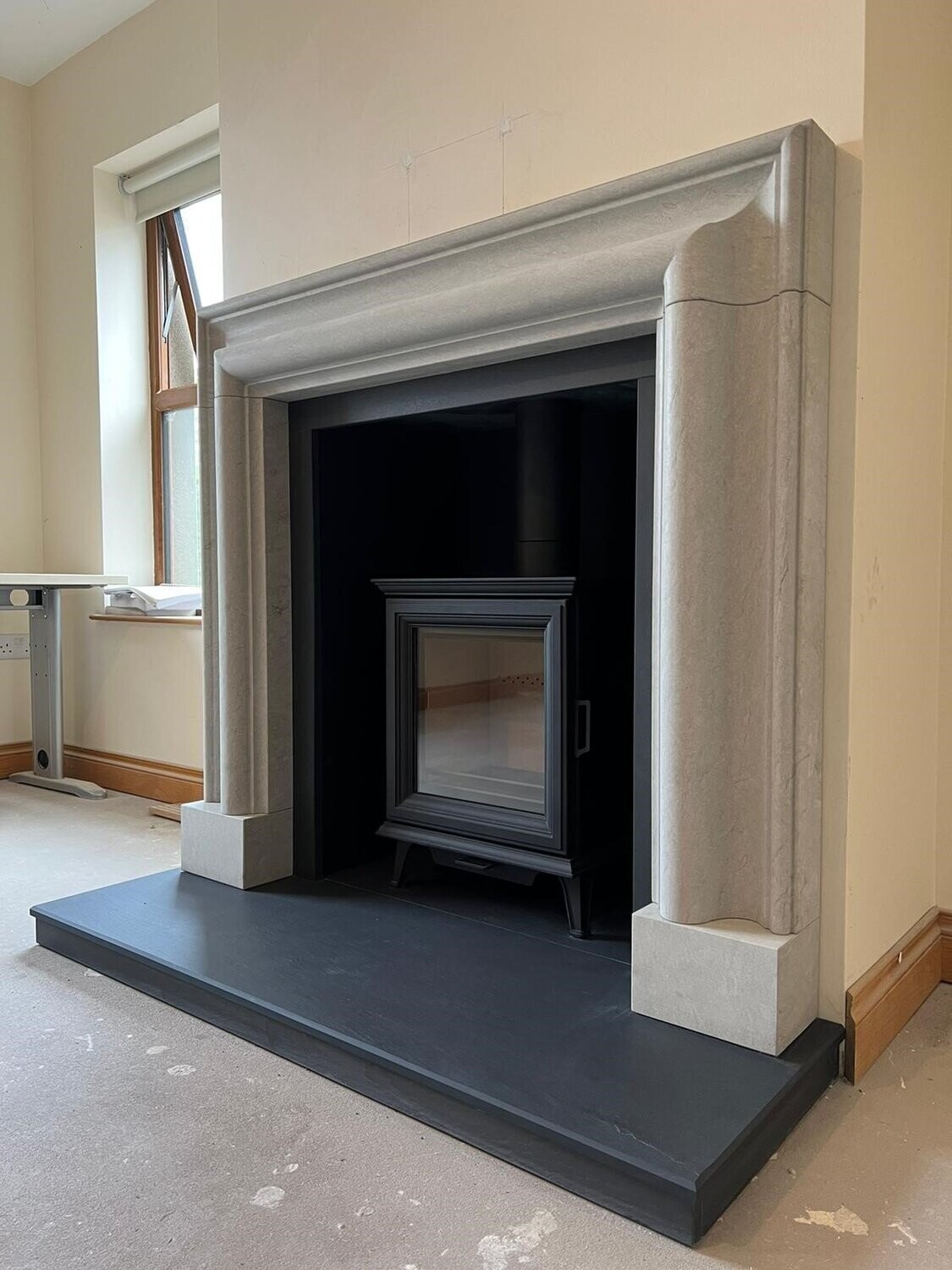 Leon Fireplace & Sheraton 5 Stove