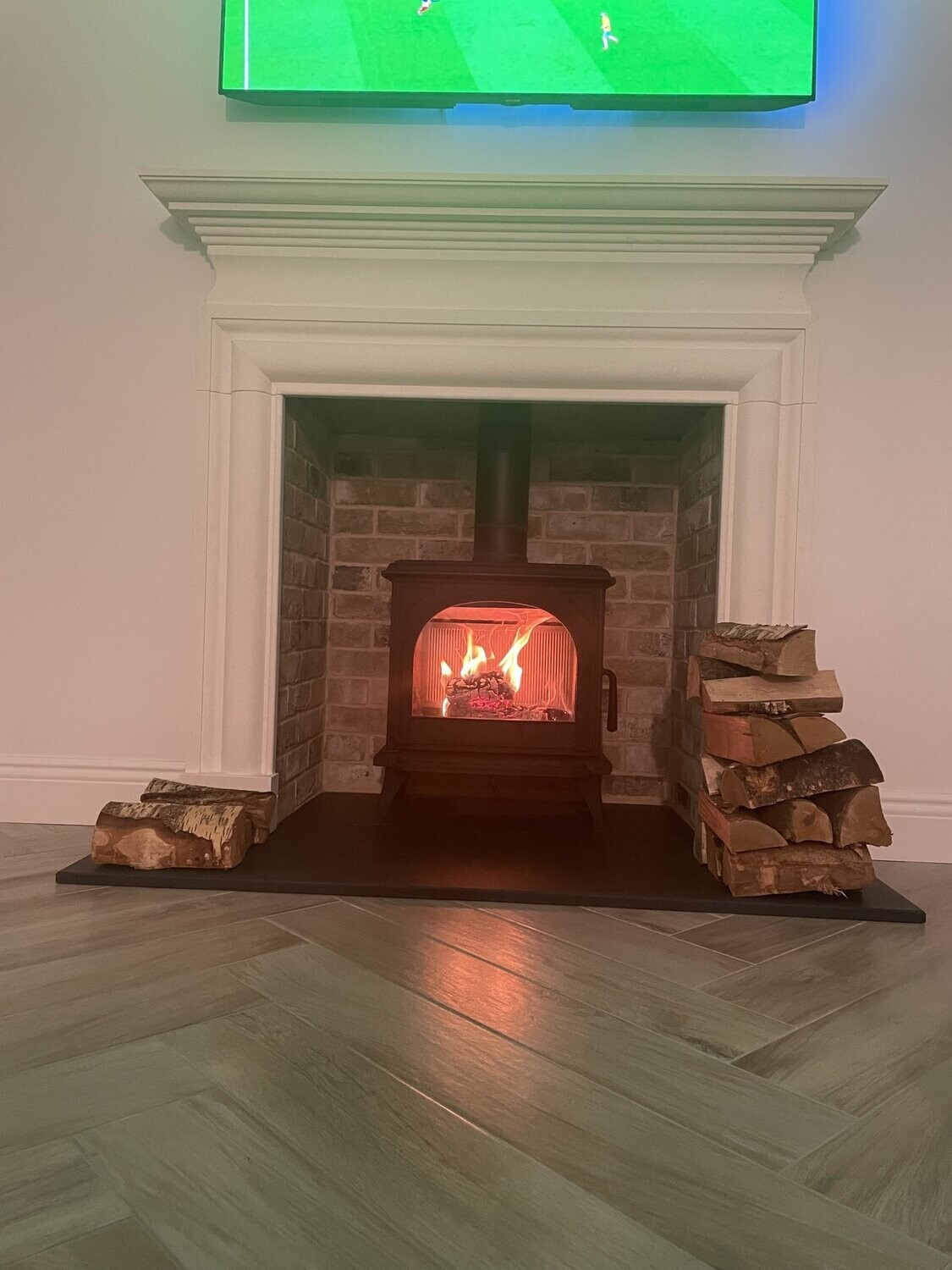 Seville Fireplace & Huntingdon 30
