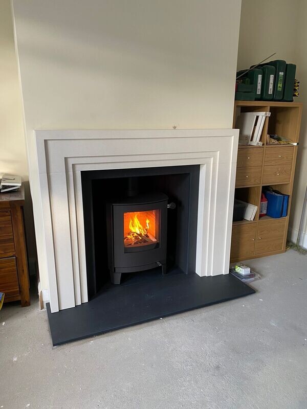 Melbourne  Fireplace Surround with Rais Q Tee C