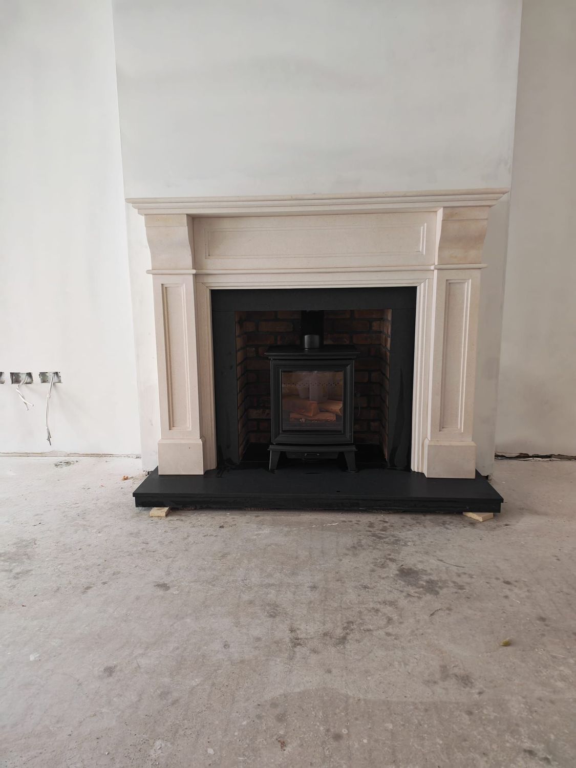 Richmond Fireplace & Chesterfield 5 Woodburning Stove