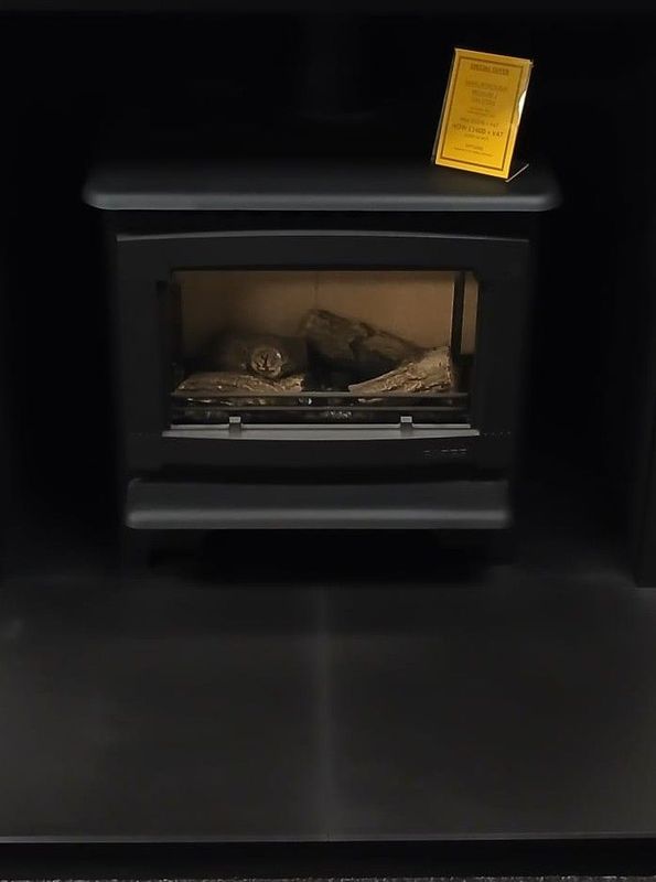 Marlborough Medium 2 Gas Stove